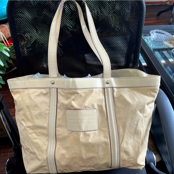 Dolce & Gabbana Handbags - Dolce & Gabbana Cream Miss Bye Bye Tote